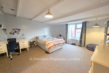 6 bed house, Manor Drive, Hyde Park, Leeds, LS61DD - Image 5