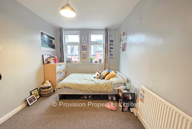 6 bed house, Manor Drive, Hyde Park, Leeds, LS61DD - Image 3