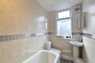 6 bed house, Manor Drive, Hyde Park, Leeds, LS61DD - Image 8