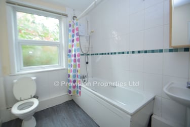 7 bed house, St Michaels Lane, Headingley, Leeds, LS63BR - Image 9