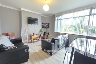 4 bed house, Headingley Crescent, Headingley, Leeds, LS63EH - Image 1