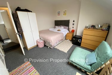 3 bed house, Ashville Grove, Burley, Leeds, LS61LY - Image 5