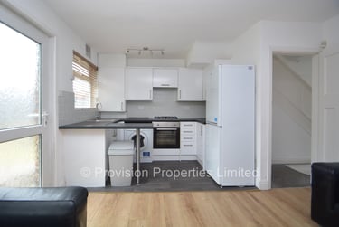 3 bed house, Kelso Gardens, Hyde Park, Leeds, LS29PS - Image 4