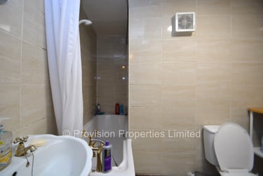 8 bed house, Hill Top Street, Hyde Park, Leeds, LS61NW - Image 9