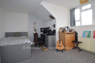 2 bed house, Thornville Road, Burley, Leeds, LS61JY - Image 3