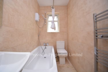 2 bed house, Burley Lodge Road, Burley, Leeds, LS61QF - Image 15