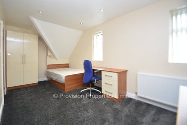 8 bed house, St Michaels Villas, Headingley, Leeds, LS63AF - Image 2