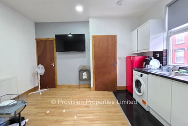 2 bed house, Thornville Mount, Hyde Park, Leeds, LS61JX - Image 6