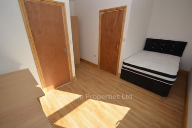 2 bed house, Thornville Mount, Hyde Park, Leeds, LS61JX - Image 8