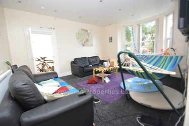 10 bed house, Bainbrigge Road, Headingley, Leeds, LS63AD - Image 4