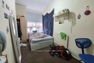 6 bed house, Brudenell Mount, Hyde Park, Leeds, LS61HS - Image 5