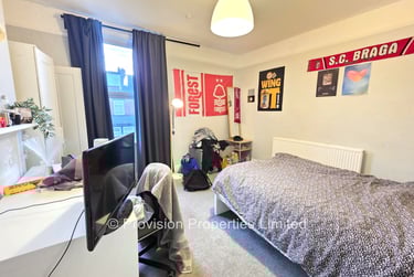 3 bed house, Mayville Place, Burley, Leeds, LS61NE - Image 2