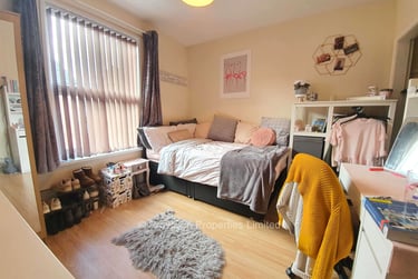 2 bed house, Thornville Terrace, Hyde Park, Leeds, LS61JT - Image 2
