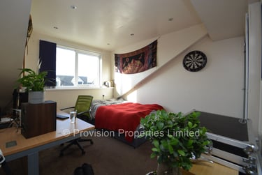 6 bed house, Queens Road, Hyde Park, Leeds, LS61HU - Image 7