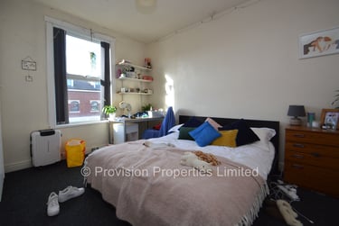 6 bed house, Queens Road, Hyde Park, Leeds, LS61HU - Image 10