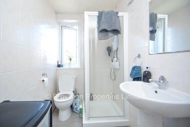 6 bed house, Queens Road, Hyde Park, Leeds, LS61HU - Image 12