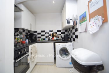 1 bed flat, Cliff Mount Terrace, Rampart Road, Leeds, LS62HR - Image 7