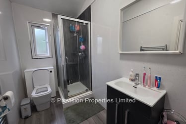 8 bed house, Ash Grove, Hyde Park, Leeds, LS61AY - Image 7