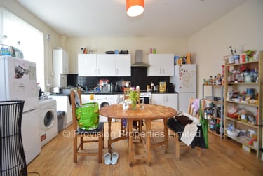 6 bed house, Brudenell Mount, Hyde Park, Leeds, LS61HS - Image 6