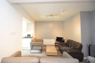 6 bed house, St Annes Drive, Burley, Leeds, LS42SA - Image 8