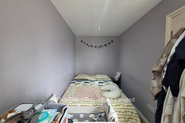 1 bed flat, Moorland Road, Hyde Park, Leeds, LS61AL - Image 4