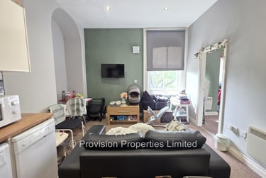 1 bed flat, Moorland Road, Hyde Park, Leeds, LS61AL - Image 3