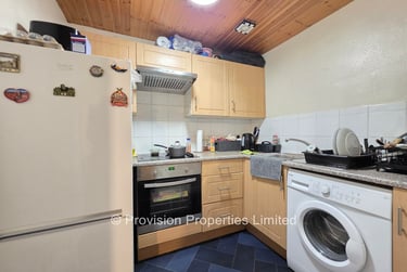 1 bed flat, Moorland Road, Hyde Park, Leeds, LS61AL - Image 5