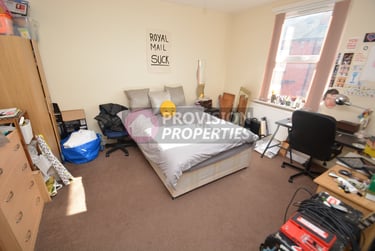 2 bed house, Harold Mount, Hyde Park, Leeds, LS61PW - Image 5