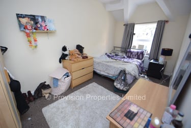 2 bed house, Moorland Avenue, Hyde Park, Leeds, LS61AP - Image 5