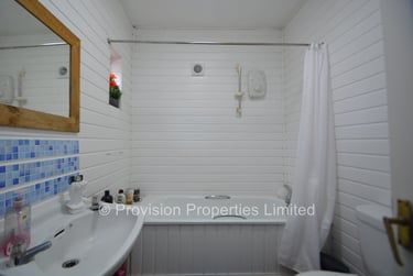 2 bed house, Moorland Avenue, Hyde Park, Leeds, LS61AP - Image 6