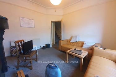 4 bed house, Walmsley Road, Burley, Leeds, LS61NG - Image 5