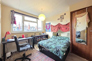 4 bed house, Welton Place, Hyde Park, Leeds, LS61EW - Image 5