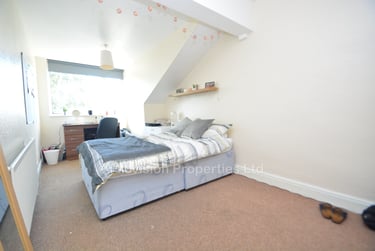8 bed house, Ash Grove, Hyde Park, Leeds, LS61AX - Image 4