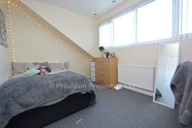 6 bed house, Ebor Place, Hyde Park, Leeds, LS61NR - Image 8