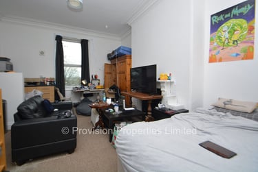 1 bed flat, Moorland Road, Hyde Park, Leeds, LS61AL - Image 3