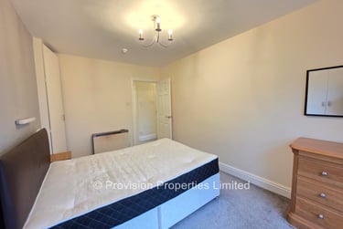 1 bed flat, St Johns Terrace, Hyde Park, Leeds, LS31DY - Image 4