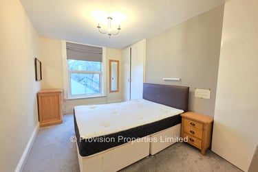 1 bed flat, St Johns Terrace, Hyde Park, Leeds, LS31DY - Image 2