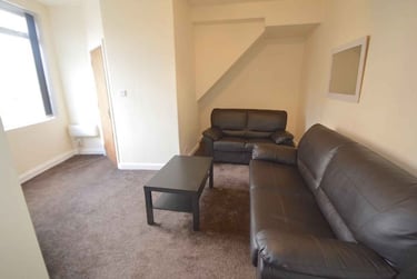 4 bed house, Beechwood Crescent, Burley, Leeds, LS42LL - Image 5
