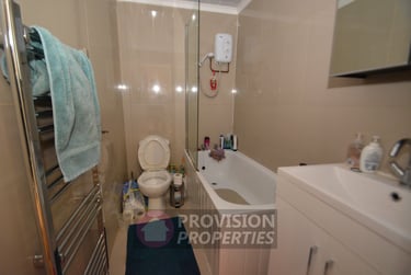 5 bed house, Cliff Mount Terrace, Rampart Road, Leeds, LS62HR - Image 5