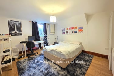 5 bed house, Welton Mount, Hyde Park, Leeds, LS61ET - Image 2