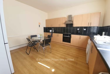 4 bed house, Harold Walk, Hyde Park, Leeds, LS61PS - Image 3