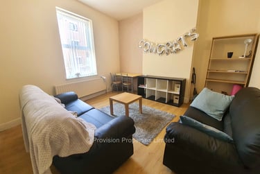 4 bed house, Harold Walk, Hyde Park, Leeds, LS61PS - Image 1