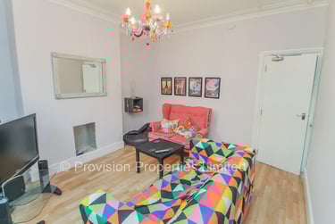 3 bed house, Burley Lodge Terrace, Burley, Leeds, LS61QD - Image 1