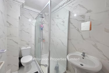 4 bed flat, Spenceley Street, Woodhouse, Leeds, LS29DY - Image 5