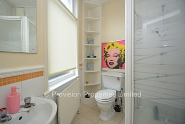 7 bed house, The Village Street, Burley, Leeds, LS42PR - Image 5