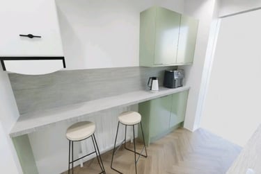 4 bed house, Park View Road, Burley, Leeds, LS42LG - Image 2