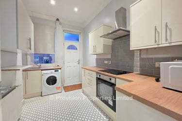 8 bed house, Delph Lane, Rampart Road, Leeds, LS62HQ - Image 6