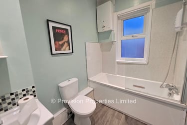 8 bed house, Delph Lane, Rampart Road, Leeds, LS62HQ - Image 4