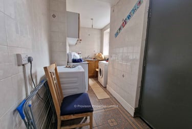 5 bed house, Hessle View, Hyde Park, Leeds, LS61ER - Image 10