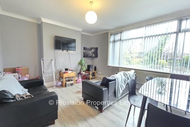 5 bed house, Headingley Crescent, Headingley, Leeds, LS63EH - Image 1